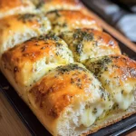 Italian Herb Cheese Bread: A Delicious Recipe for Flavorful Homemade Loaf