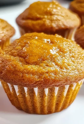 Healthy Greek Yogurt Pumpkin Muffins