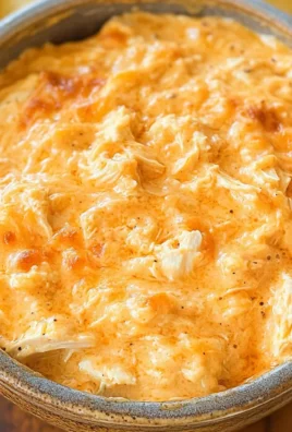 Slow Cooker Buffalo Chicken Dip