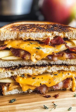 Apple Bacon and Cheddar Grilled Cheese