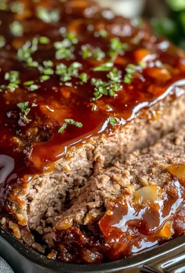Classic Juicy Homemade Meatloaf (Old-Fashioned Favorite)