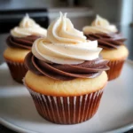 Perfect Swirl Cupcakes: Two-Tone Frosting Magic