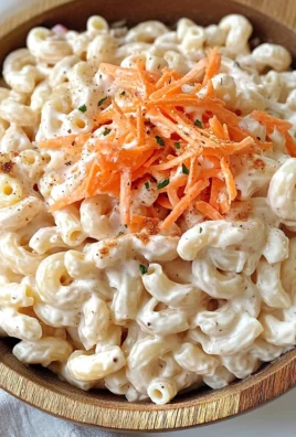 Classic Hawaiian Macaroni Salad Recipe