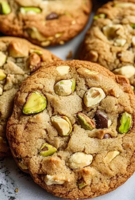 Pistachio & White Chocolate Chip Cookies