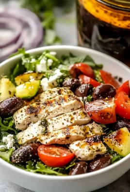Easy Greek Salad with Chicken