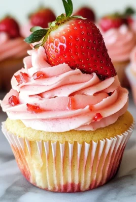 Fresh Strawberry Cupcakes