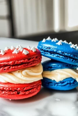 4th of July Macarons